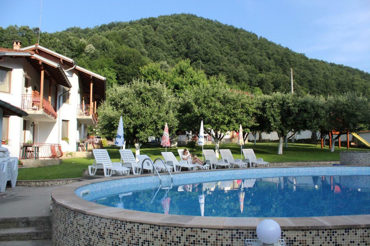 By The River Hotel Complex Balkanets  Exterior foto