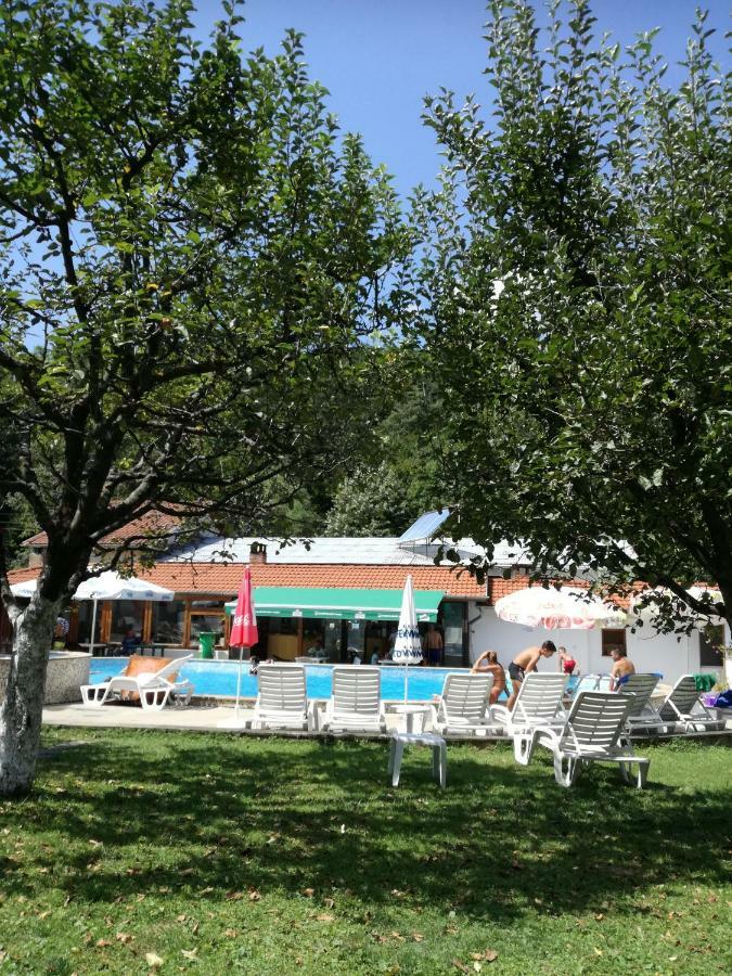 By The River Hotel Complex Balkanets  Exterior foto