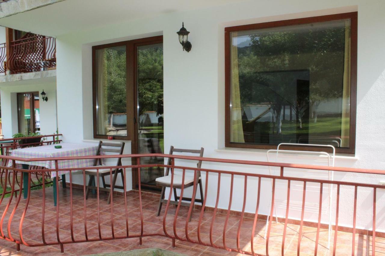 By The River Hotel Complex Balkanets  Exterior foto